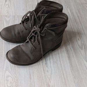 Route 66 Women's ankle boots with laces flannel leather tan grey size 8W wide